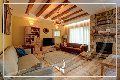 singer fistbumping crowd